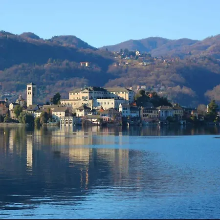 Terra - Maggiore شقة *