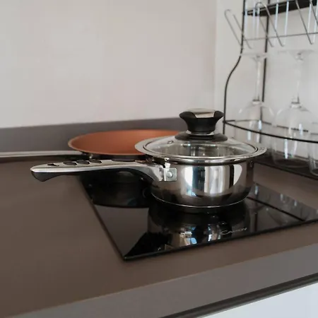 Tra Maggiore E D'orta Terra *