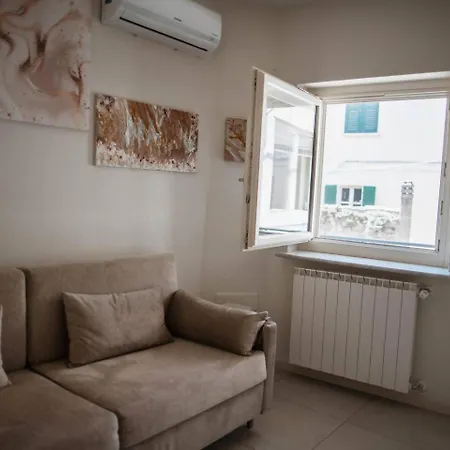 Tra Maggiore E D'orta Terra * 콜라자